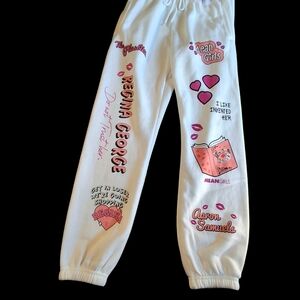 Mean Girls Paramount White & Pink Graphics Regina George Sweatpants Size Small